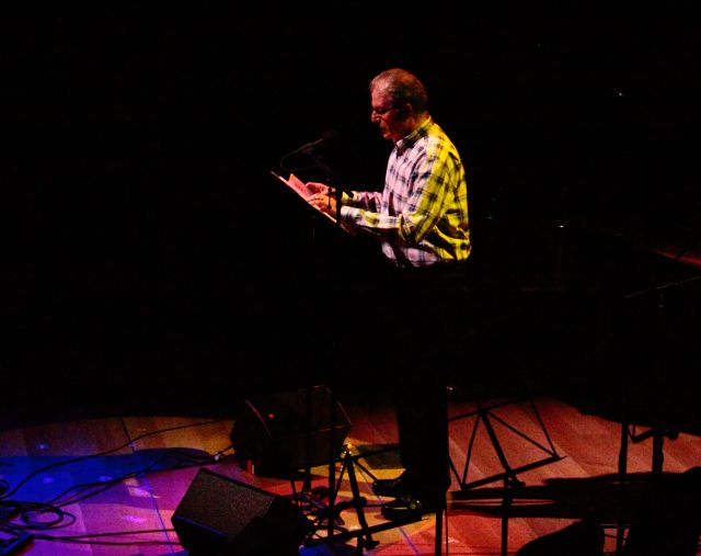Charles Amirkhanian performing his sound poetry live with tape.